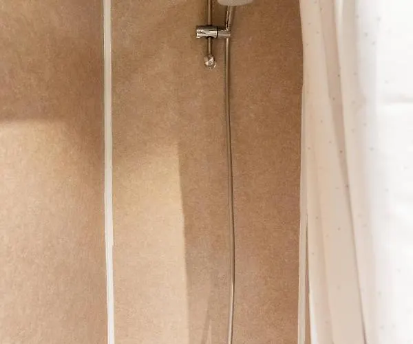 Sub In * 奥斯滕德